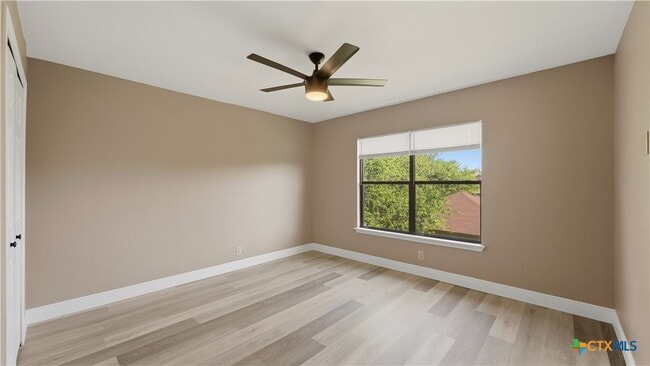 Building Photo - 7338 Raintree Forest