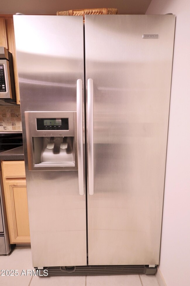 Building Photo - 7820 E Camelback Rd