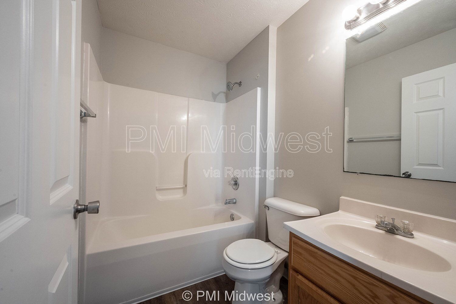 Building Photo - 1702 W Michigan St