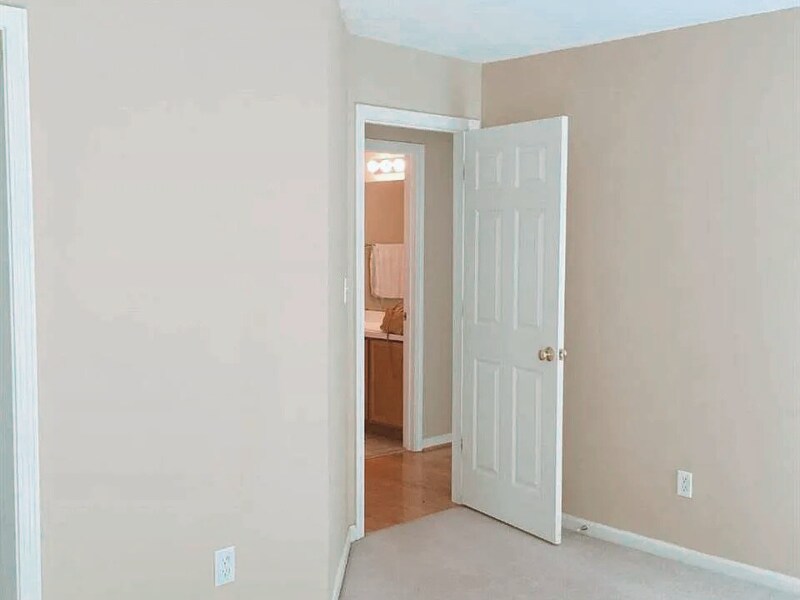 Building Photo - 2200 Mountain Mist Ct
