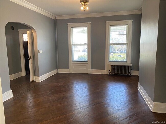 Building Photo - 132 Cottage Ave