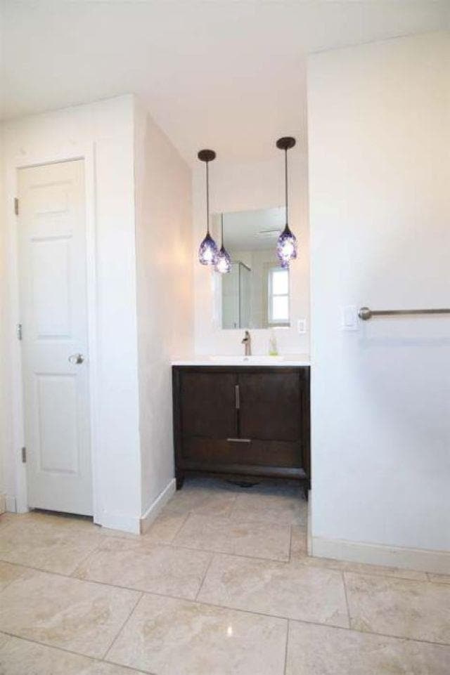 Building Photo - 162 Lower Main St