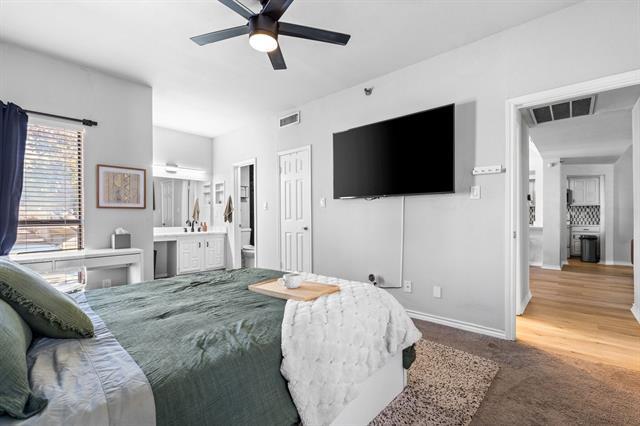 Building Photo - 3105 San Jacinto St