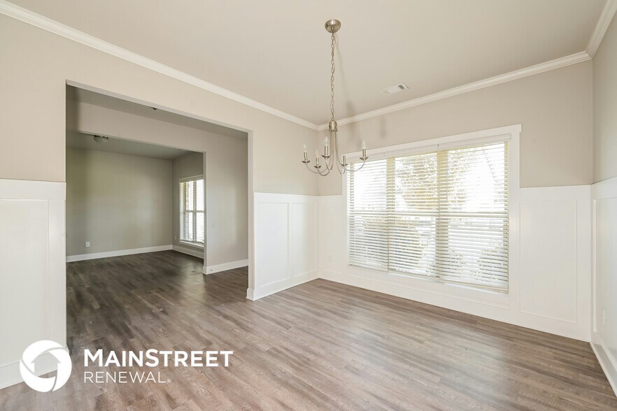 Building Photo - 747 Overlook Gln Dr