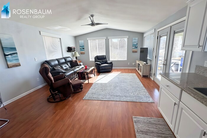 Building Photo - 2518 Hilltop Rd