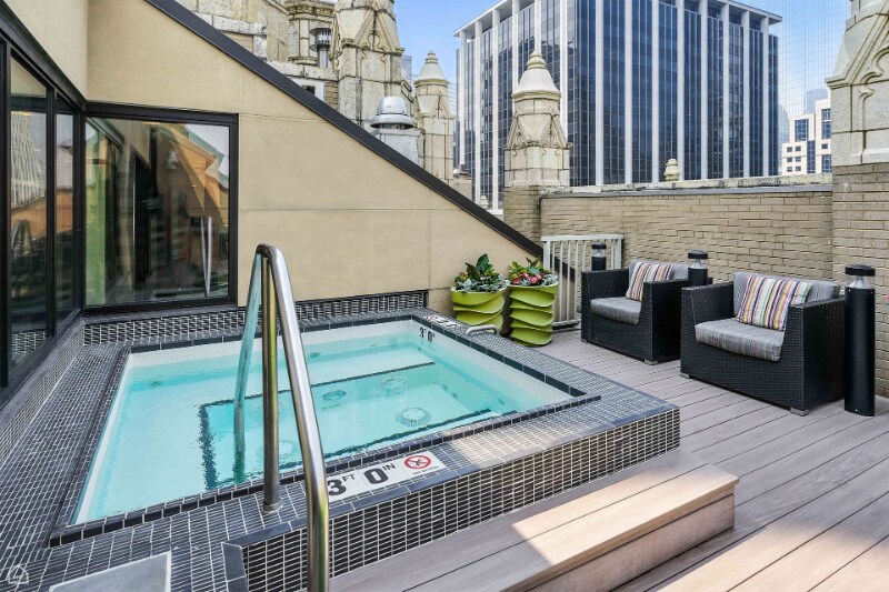 Building Photo - 185 W Randolph St