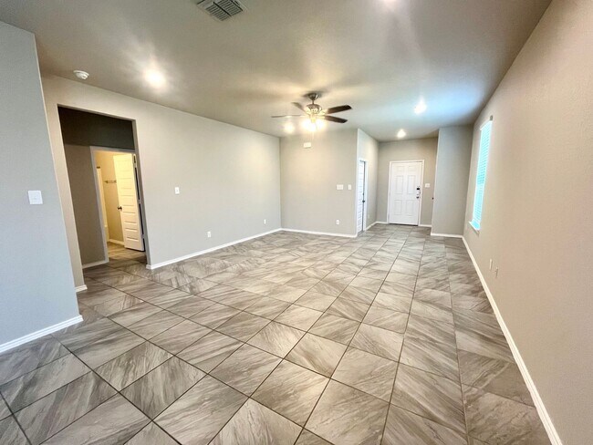Building Photo - 4238 Admirals Bnd