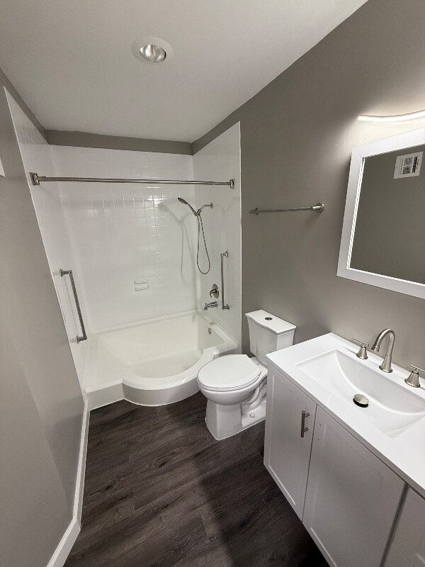 Building Photo - 3301 Huntley Sq Dr