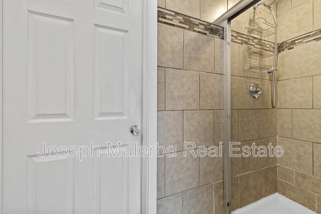 Building Photo - 44 Providence St