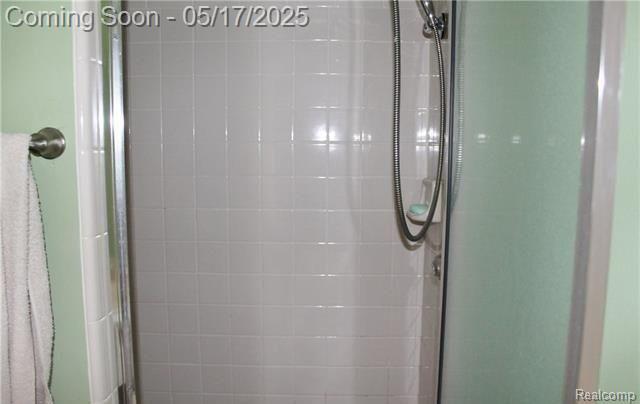 Building Photo - 1550 Meadowside Dr