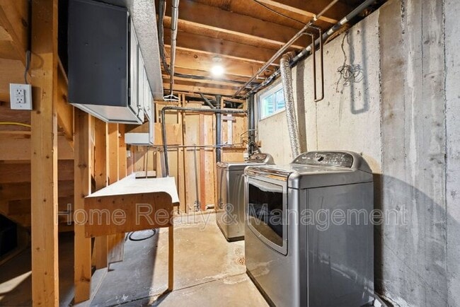 Building Photo - 10444 Hoyt Ct