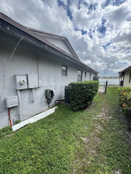 Building Photo - 2520 SW 55th St
