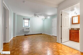 Building Photo - 3 bedroom in Brooklyn NY 11231