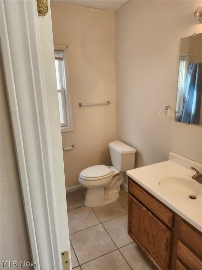Building Photo - 12224 Fairview Ct