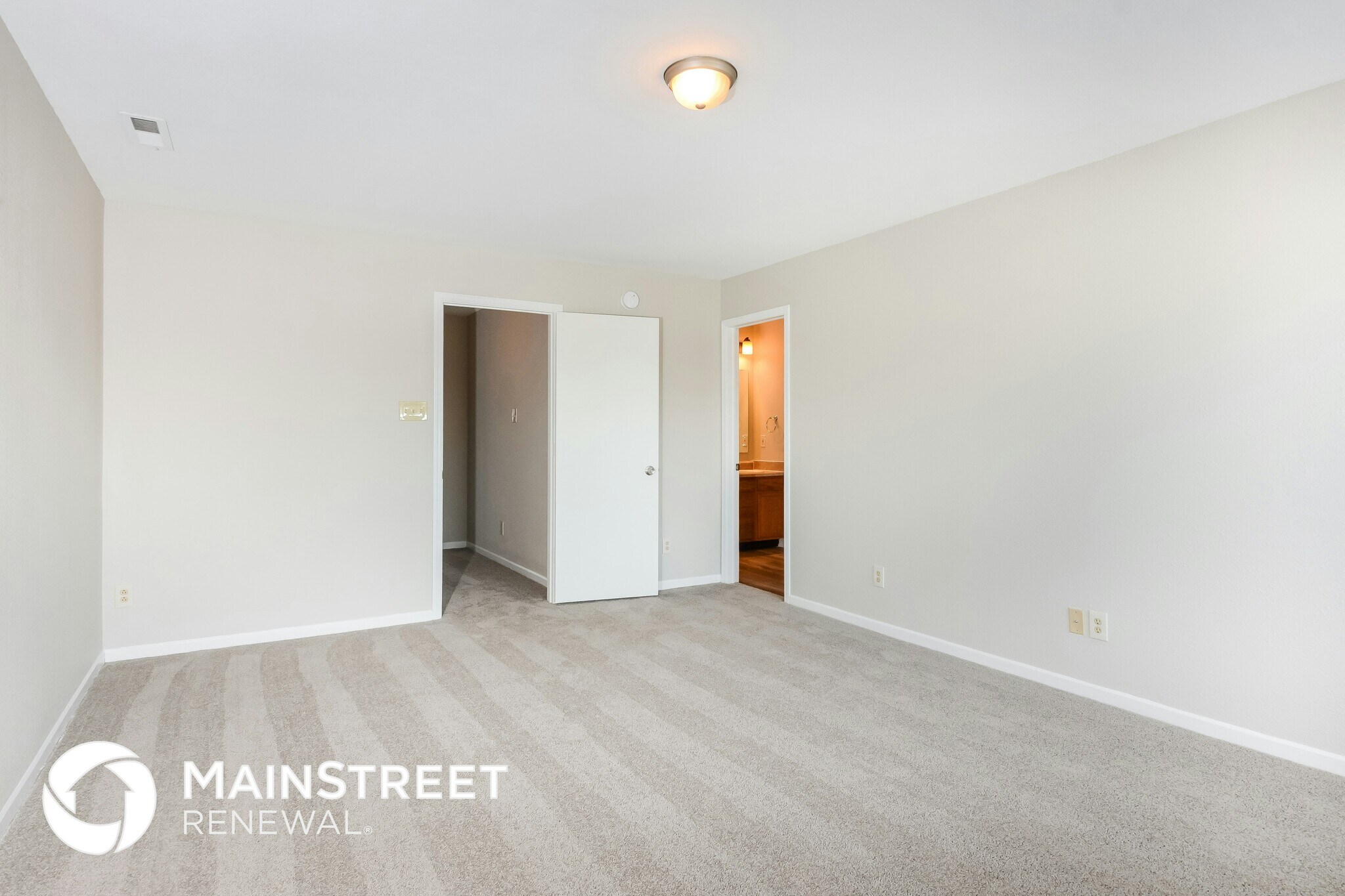 Building Photo - 3053 W Meadowbend Ln