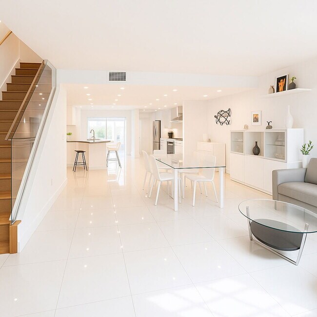 Primary Photo - 916 NE 27th Ave