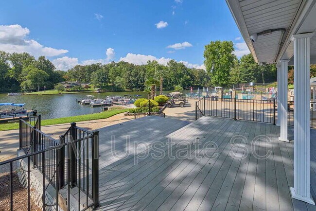 Building Photo - 98 Topsail Ct
