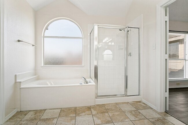 Building Photo - 4149 Creekmeadow Dr