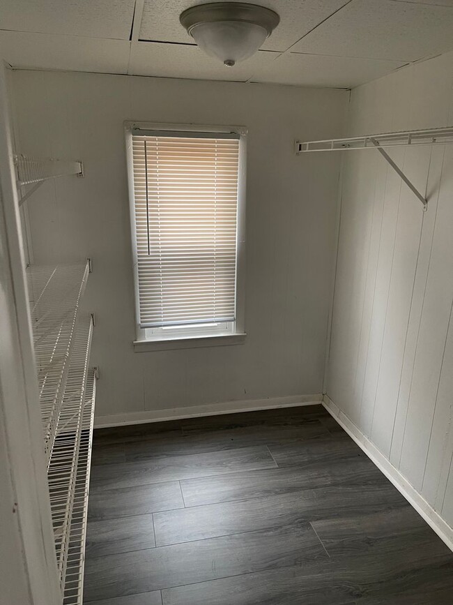 Building Photo - 2257 S 10th St