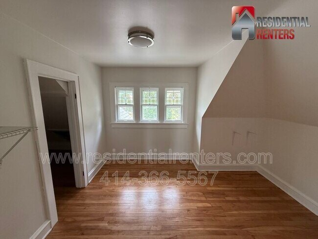 Building Photo - 3031 N 60th St