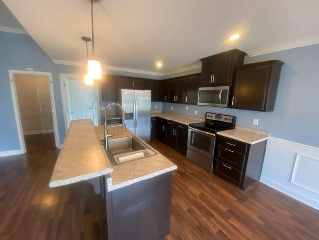 Building Photo - 26 Kinlock Ct
