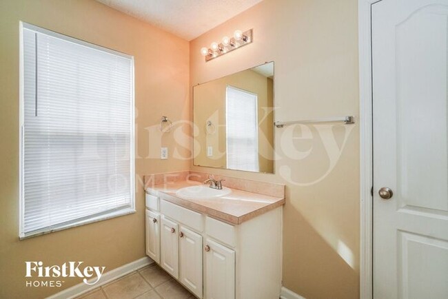 Building Photo - 3908 Genteel Dr
