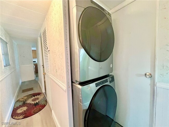 Building Photo - 112 Cape Sable Dr