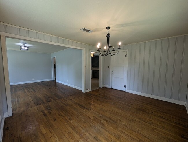 Building Photo - 2 Bed/1 Bath Cottage in Batesville
