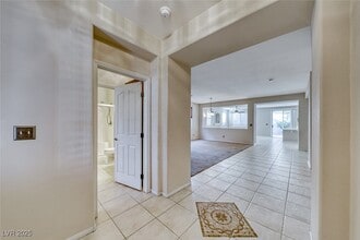 Building Photo - 857 Sumner Ranch Rd