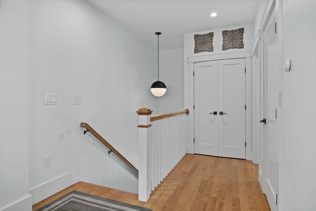 Building Photo - 11 Ashland St