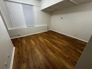 Building Photo - 130 E Central Ave