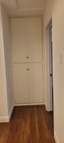 Building Photo - 17565 Bullock St