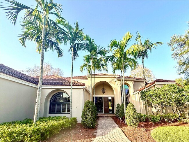 Building Photo - 400 Alexandra Cir