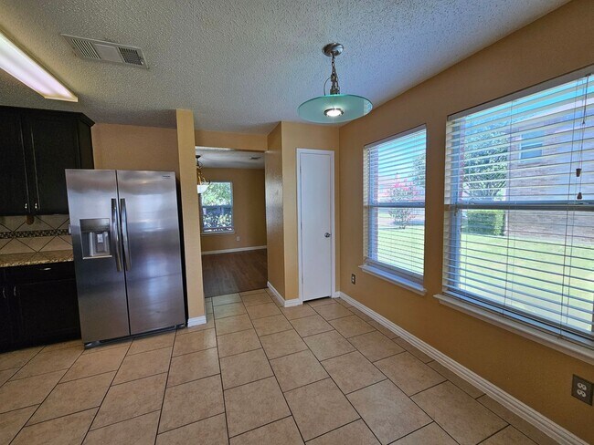 Building Photo - Incredible home available in Reserve At Hi...