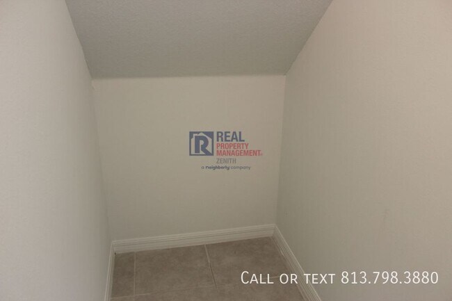 Building Photo - 32146 Powderpuff Mimosa Dr