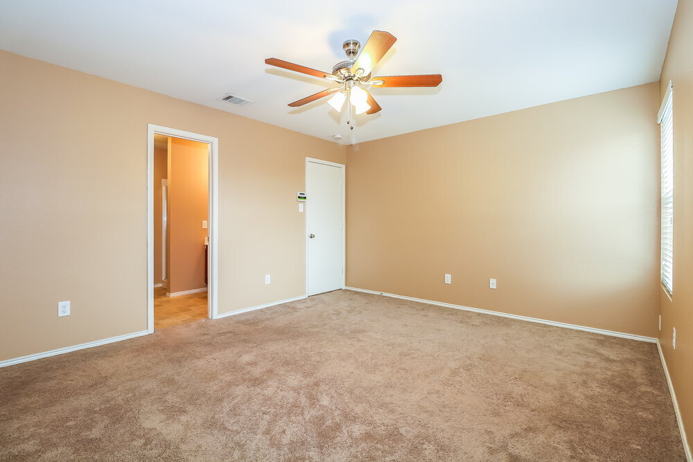 Building Photo - 10001 Chrysalis Dr