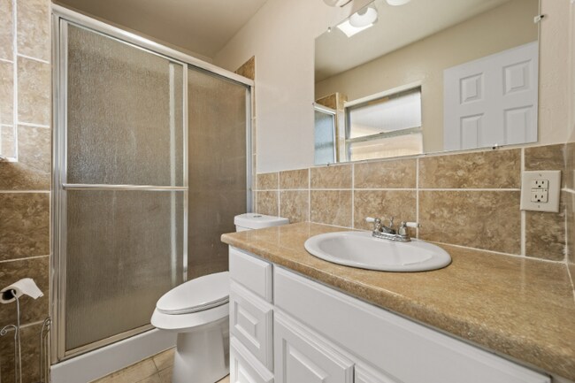 Building Photo - 3502 S Dakota Dr