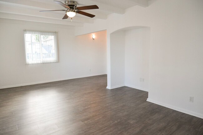 Interior Photo - 2601 S. El Camino Real