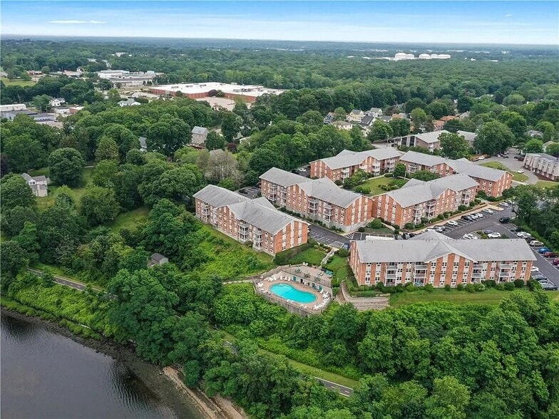 Primary Photo - 23 Bullocks Point Ave