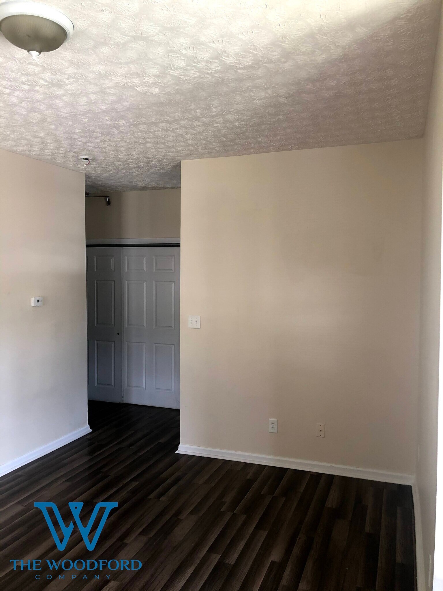 Building Photo - 1641 Summit Street