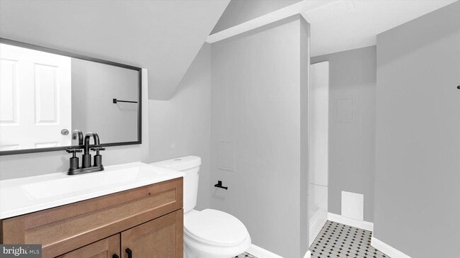 Building Photo - 8009 Nolcrest Rd