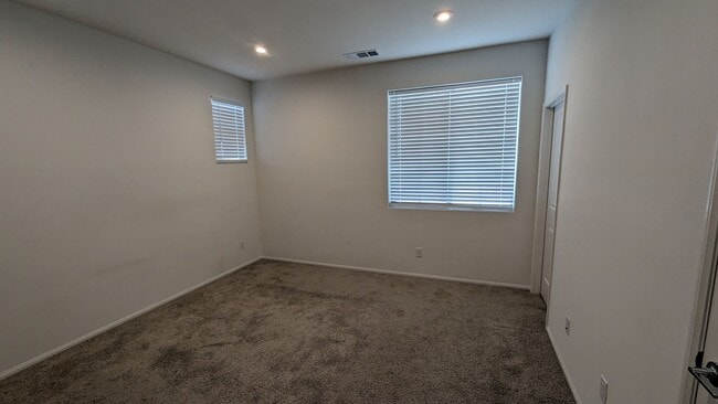 Building Photo - 8150 Spirit St