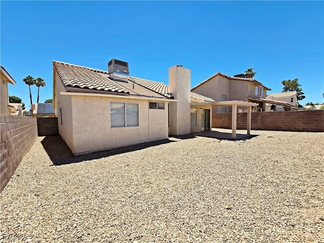 Building Photo - 761 Butternut Ct