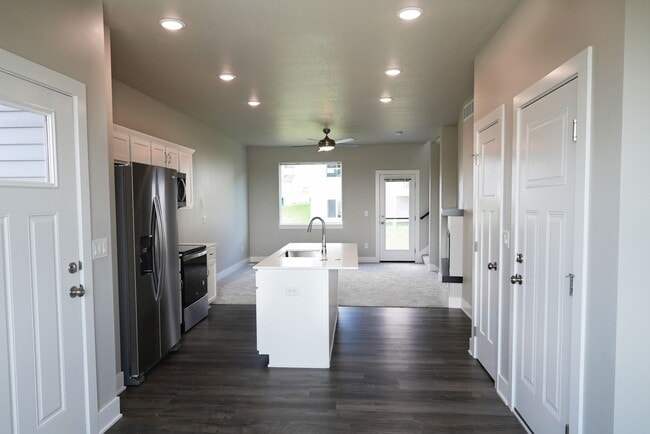 Building Photo - Stunning Two-Story Home available in Prime...