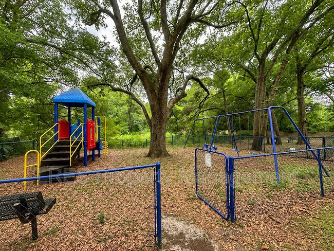 Building Photo - 958 Salt Pond Pl