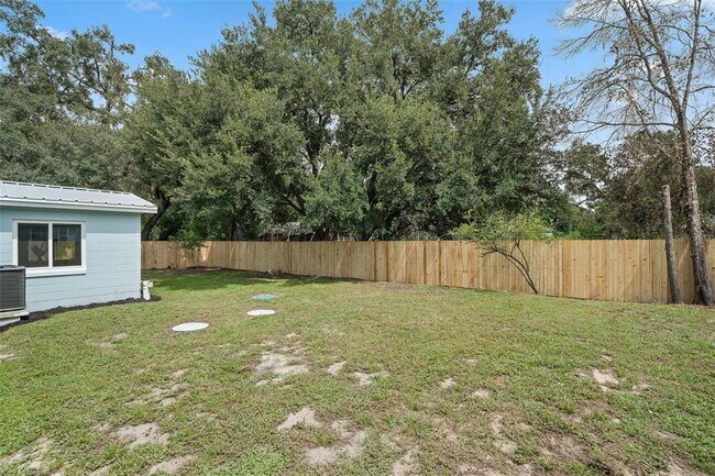 Building Photo - 5028 Cardinal Dr