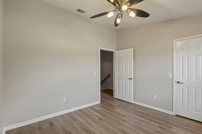 Building Photo - 8015 Ederville Cir