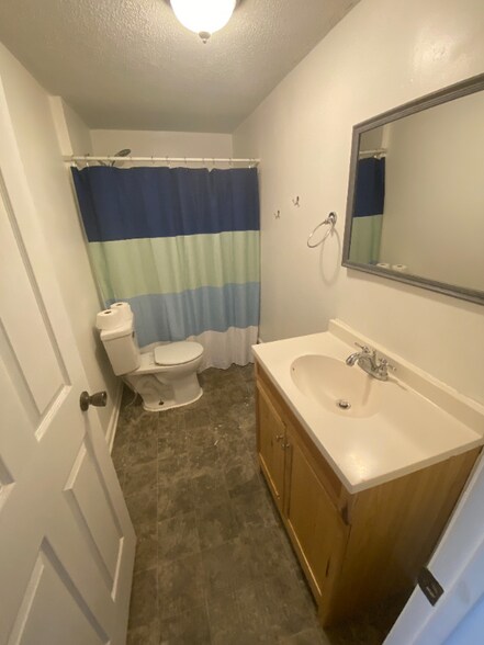 Building Photo - 4127 Baldwin Ave