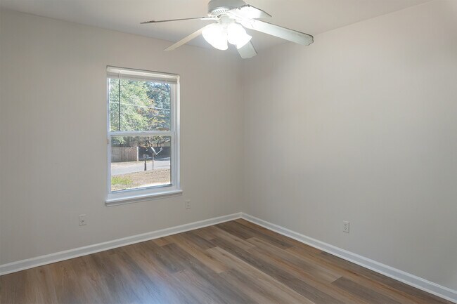 Building Photo - 2295 Nannas Loop