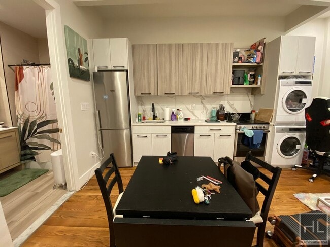 Building Photo - ST JOHNS PLACE